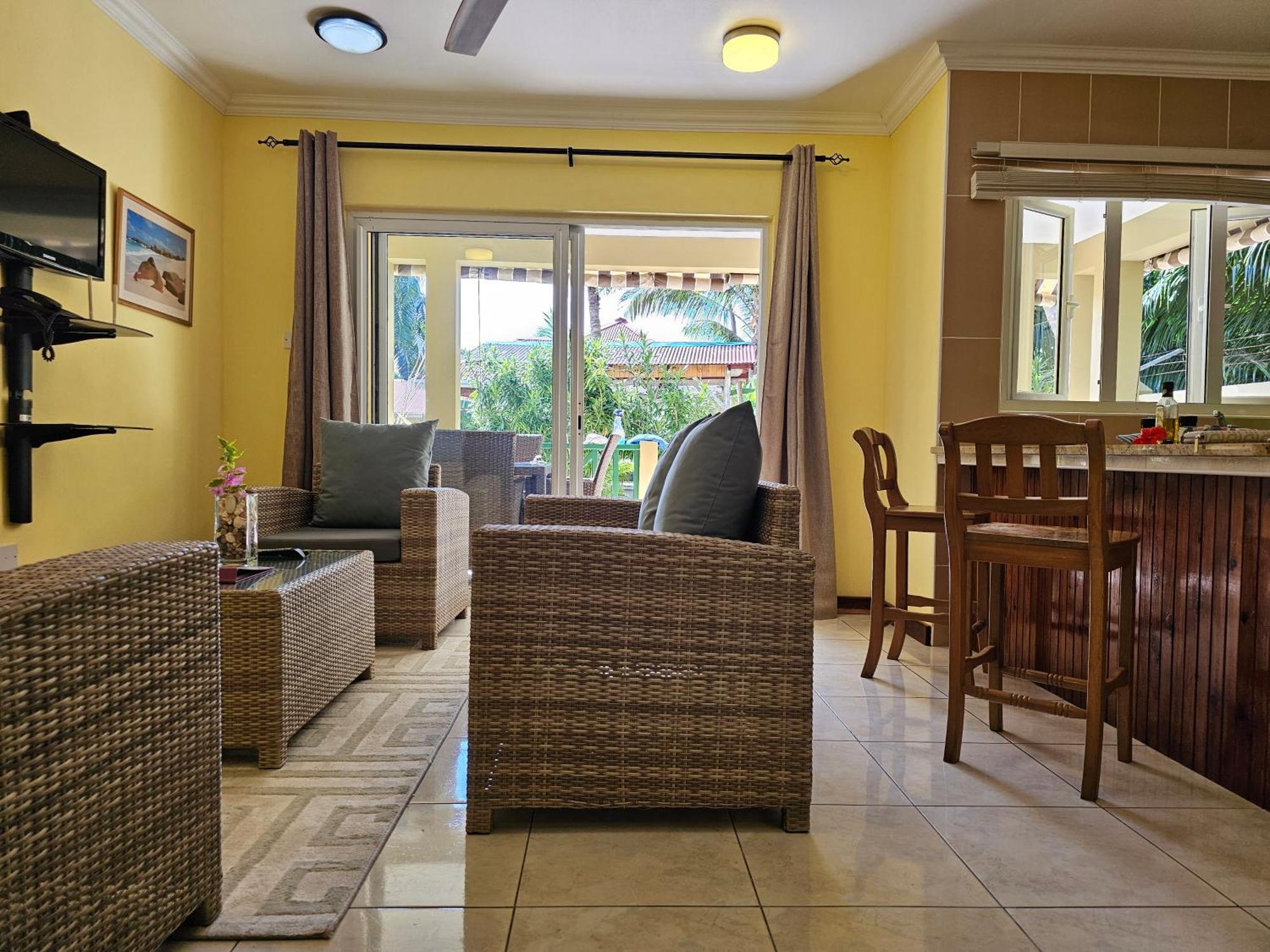 Casa De Leela Self Catering Guest House La Digue Exterior photo